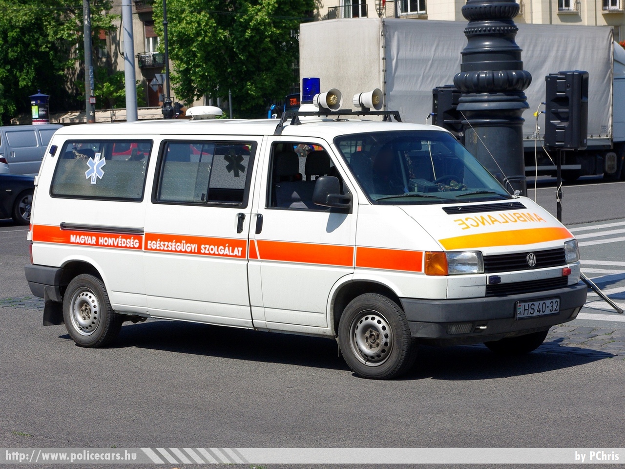 Volkswagen Transporter, fotó: PChris
Keywords: katonai honvédségi honvédség magyar mentő mentőautó military ambulance hungary hungarian HS40-32