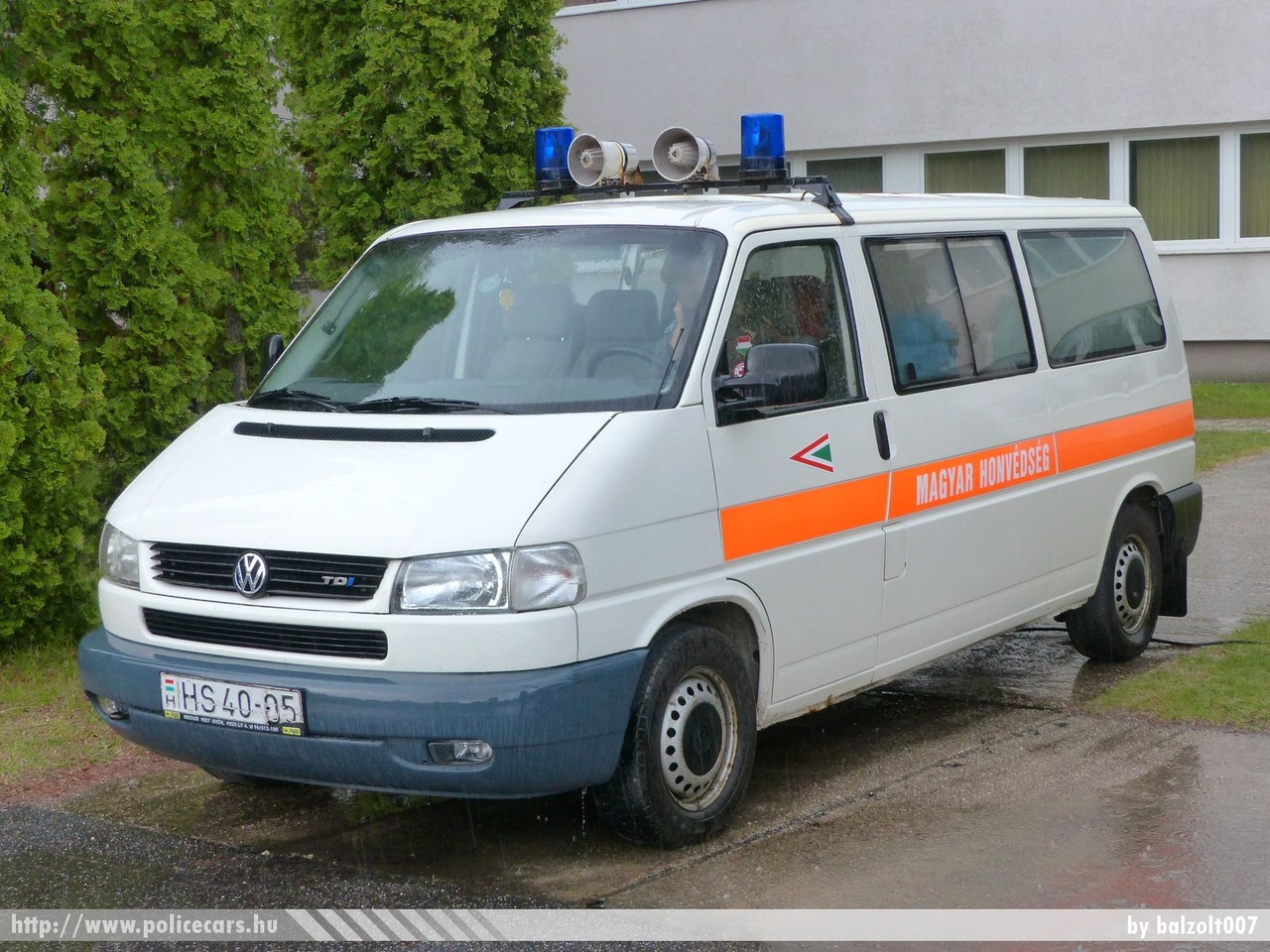 Volkswagen Transporter T4, fotó: balzolt007
Keywords: katonai honvédségi honvédség magyar mentő mentőautó ambulance HS40-05