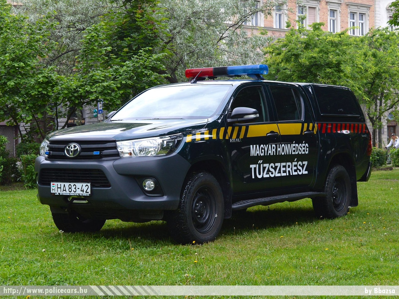 Toyota Hilux, fotó: Bbazsa
Keywords: HA83-42 honvédségi honvédség magyar Magyarország tûzszerész 