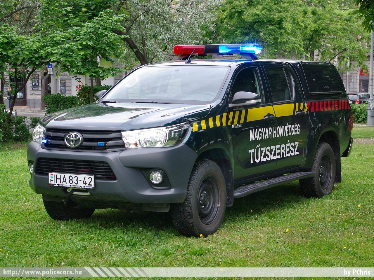 Toyota Hilux, fotó: PChris
Keywords: HA83-42 honvédségi honvédség magyar Magyarország tûzszerész 