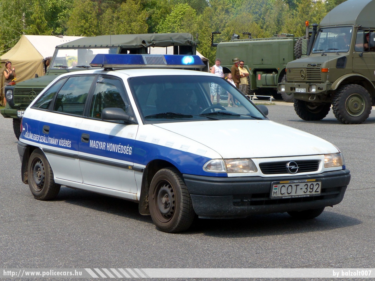 Opel Astra F, Gyõr, fotó: balzolt007
Keywords: katonai magyar  rendőr rendőrautó rendőrség  military police policecar COT-392