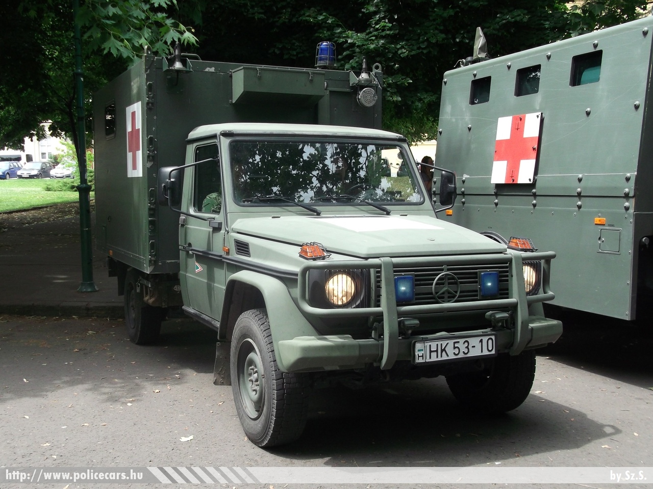Mercedes-Benz G270 CDI, fotó: Sz.S.
Keywords: katonai honvédségi honvédség magyar mentő mentőautó HK53-10