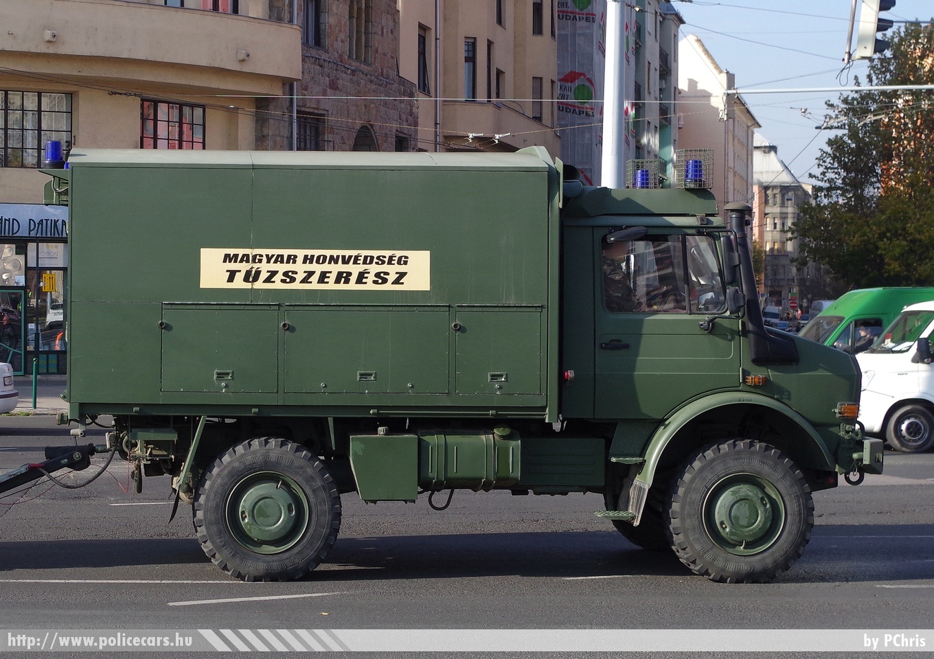 Mercedes-Benz Unimog U4000, fotó: PChris
Keywords: katonai honvédségi honvédség magyar military HK52-74