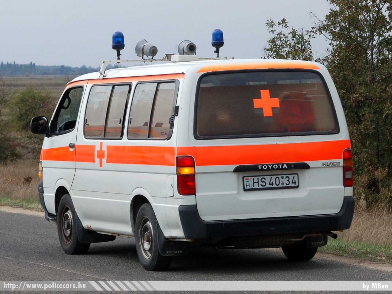 Toyota Hiace, fotó: MBen
Keywords: katonai honvédségi honvédség magyar mentő mentőautó military ambulance hungary hungarian HS40-34