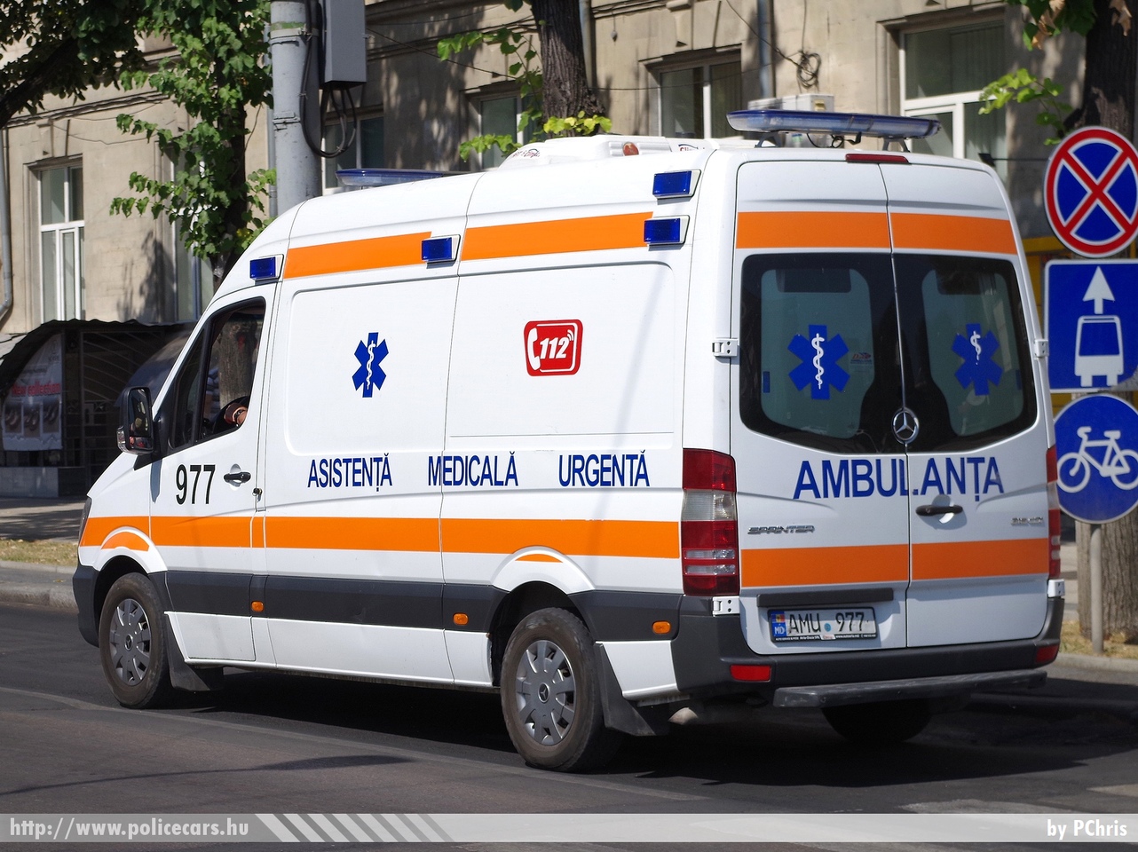 Mercedes Sprinter II facelift, Ambulanta, Asistenta Medicala Urgenta, Chisinau, fotó: PChris
Keywords: ambulance mentő mentőautó moldova moldáv moldovan