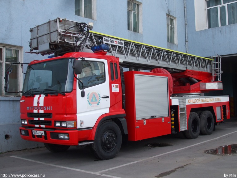 Mitsubishi, Ulanbator, fotó: Miki
Keywords: mongol Mongólia tûzoltó tûzoltóautó fire firetruck Mongolia mongolian