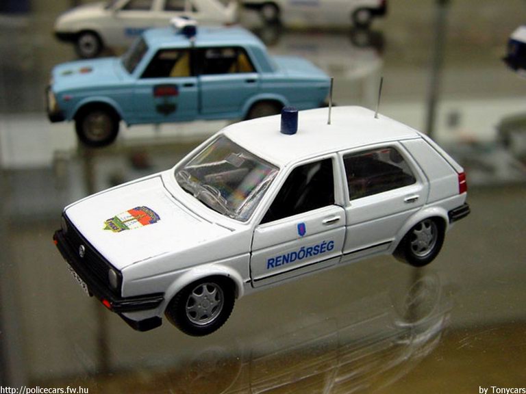 Volkswagen Golf II, modell és fotó: Tonycars
Keywords: modell modellautó rendőr rendőrség rendőrautó