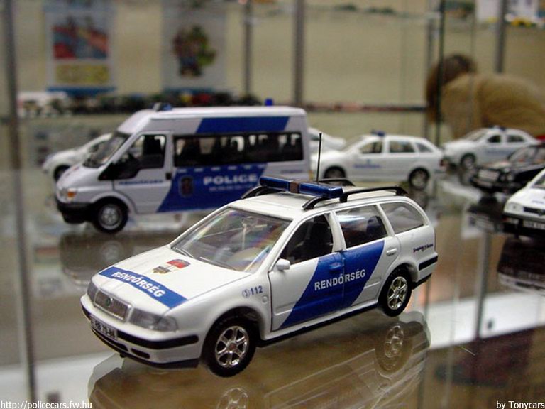 Skoda Octavia, modell és fotó: Tonycars
Keywords: modell modellautó rendőr rendőrség rendőrautó