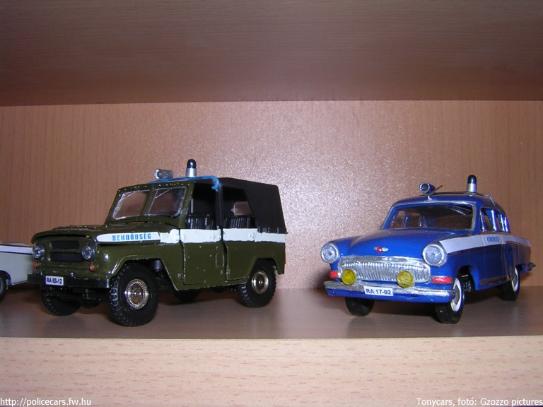 UAZ 469, Volga M21, modell: Tonycars, fotó: Gzozzo pictures
Keywords: modell modellautó rendőr rendőrség rendőrautó