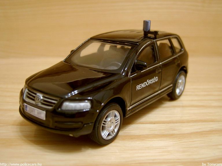 Volkswagen Touareg, modell és fotó: Tonycars
Keywords: modell modellautó rendőr rendőrség rendőrautó