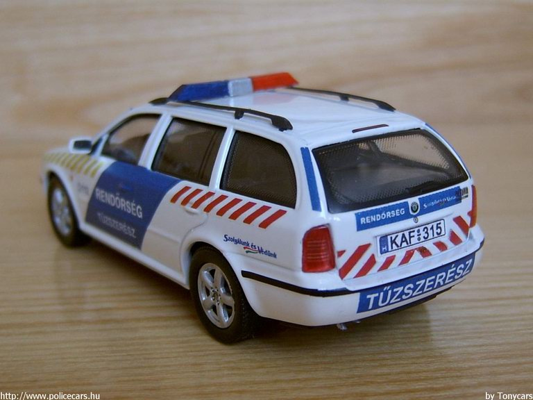 Skoda Octavia, modell és fotó: Tonycars
Keywords: modell modellautó rendőr rendőrség rendőrautó
