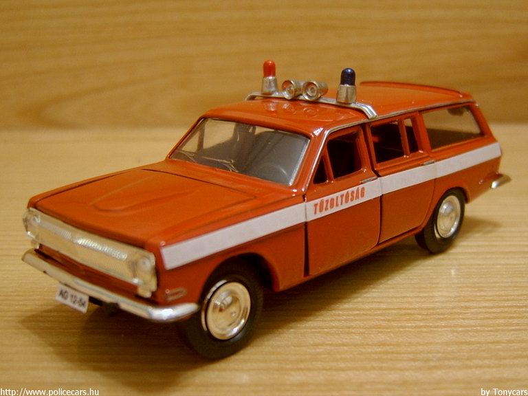 Volga M24, modell és fotó: Tonycars
Keywords: modell modellautó tûzoltó tûzoltóság tûzoltóautó