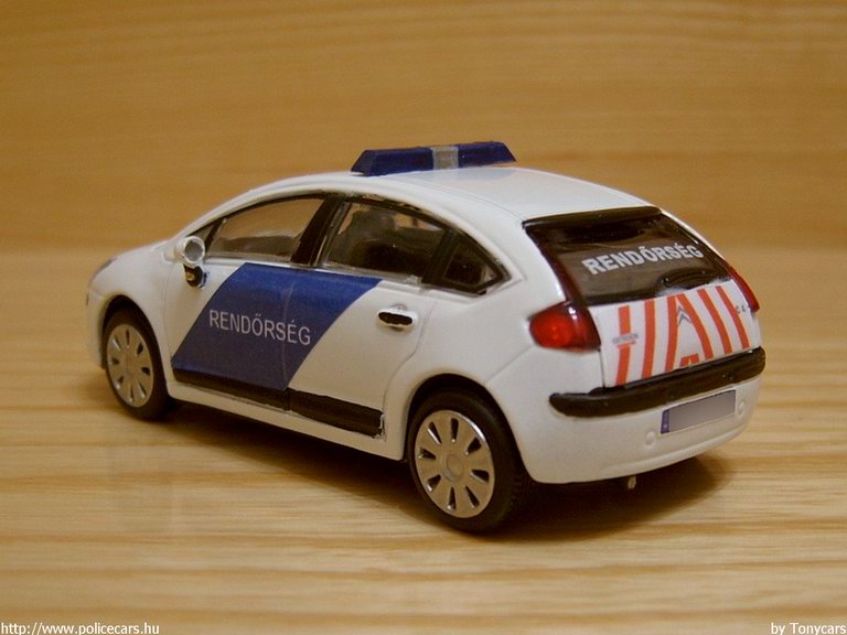 Citroen C4, modell és fotó: Tonycars
Keywords: modell modellautó rendőr rendőrség rendőrautó
