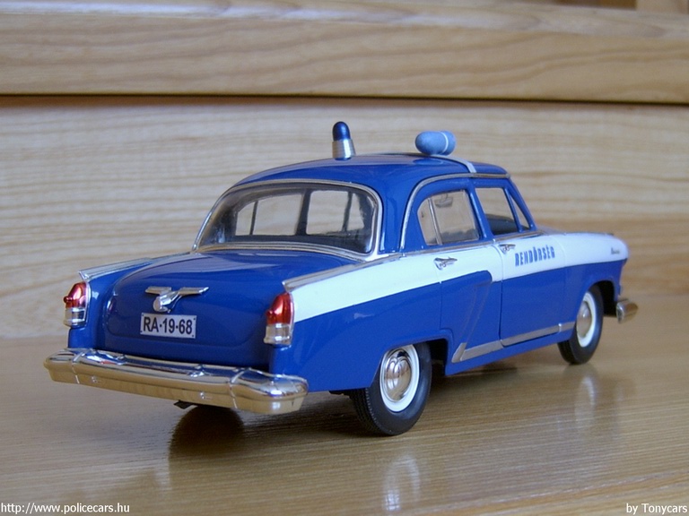 Volga M21, modell és fotó: Tonycars
Keywords: modell modellautó rendőr rendőrség rendőrautó