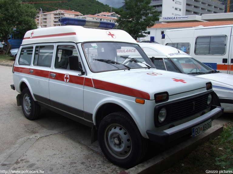Lada Niva VAZ 2121, fotó: Gzozzo pictures
Keywords: montenegrói Montenegró mentő mentőautó crna gora