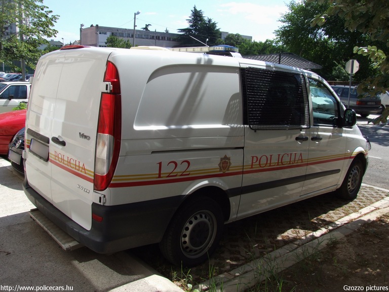 Mercedes Vito, fotó: Gzozzo pictures
Keywords: montenegrói Montenegró rendőr rendőrség rendőrautó crna gora
