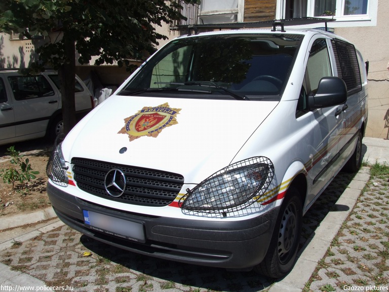 Mercedes Vito, fotó: Gzozzo pictures
Keywords: montenegrói Montenegró rendőr rendőrség rendőrautó crna gora