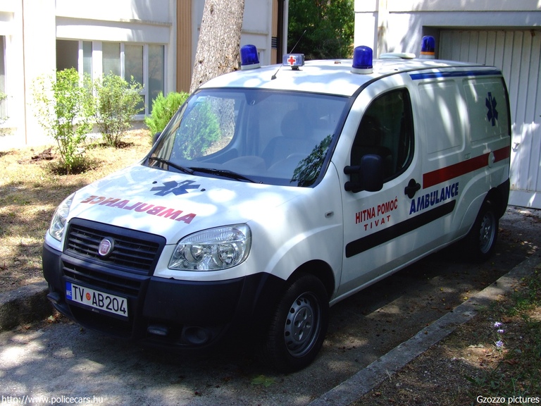 Fiat Doblo, Tivat, fotó: Gzozzo pictures
Keywords: montenegrói Montenegró mentő mentőautó crna gora