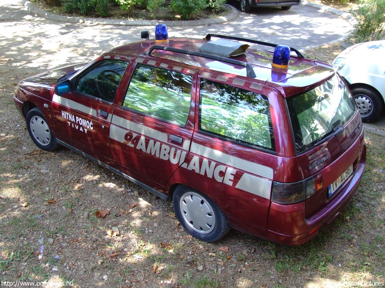Lada VAZ 2111, Tivat, fotó: Gzozzo pictures
Keywords: montenegrói Montenegró mentő mentőautó crna gora