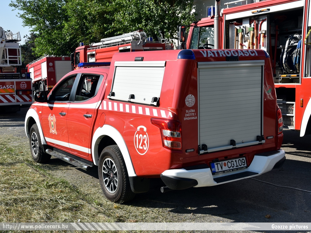 Fiat Fullback, Tivat, fotó: Gzozzo pictures
Keywords: montenegrói Montenegró tûzoltó tûzoltóautó tûzoltóság crna gora firetruck fire