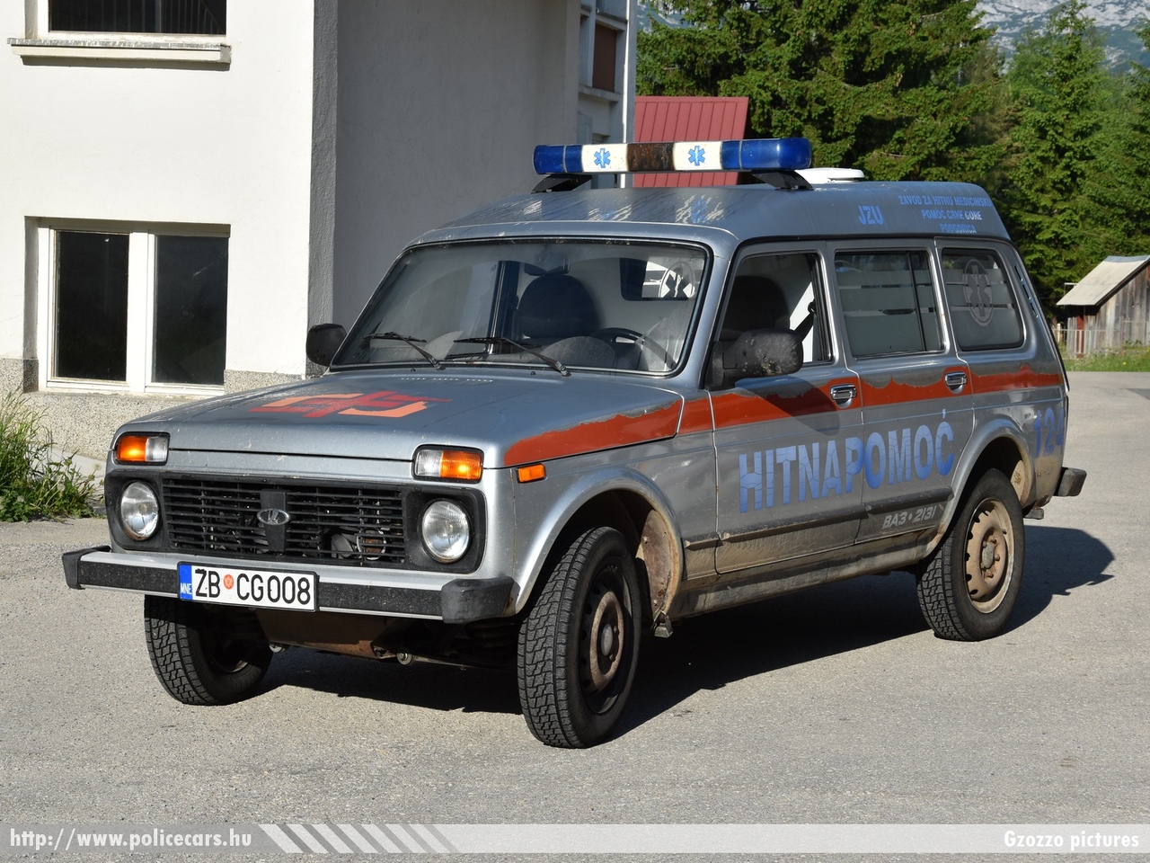 Lada Niva VAZ 2131, fotó: Gzozzo pictures
Keywords: montenegrói Montenegró crna gora mentő mentőautó ambulance