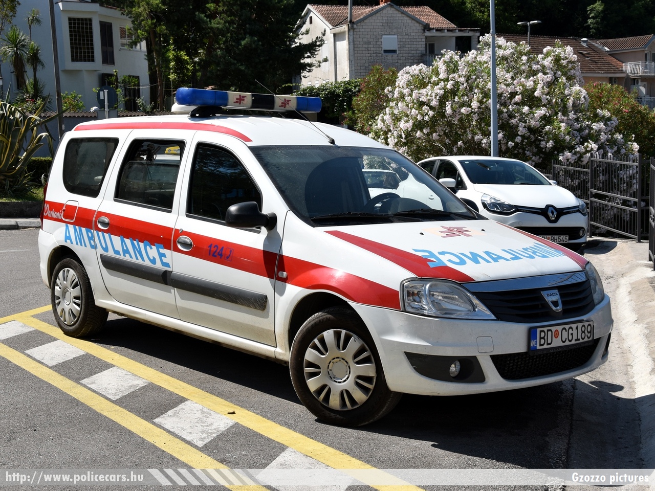 Dacia Logan MCV, fotó: Gzozzo pictures
Keywords: montenegrói Montenegró crna gora mentő mentőautó ambulance