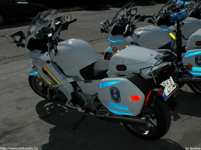 Yamaha FJR 1300 A, fotó: Norbee
Keywords: magyar magyarország rendőr rendőrmotor rendőrség