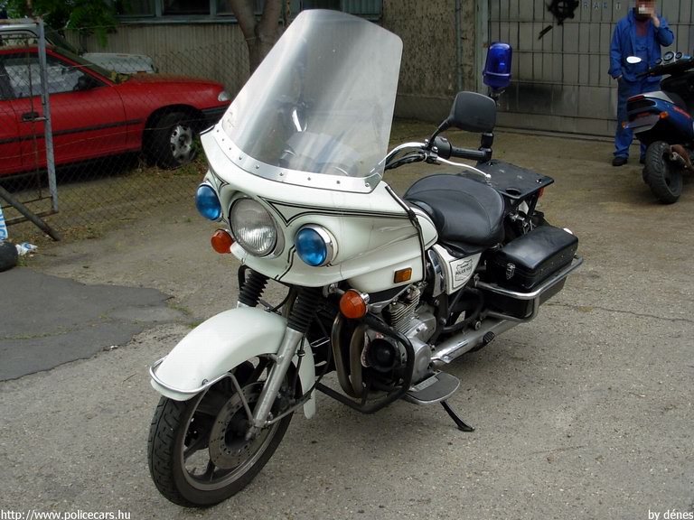 Kawasaki KZ1000 Police, fotó: dénes
Keywords: magyar magyarország rendőr rendőrmotor rendőrség RK80-75