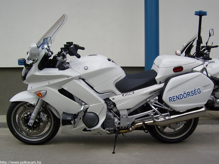 Yamaha FJR 1300
Keywords: magyar magyarország rendőr rendőrmotor rendőrség RK83-15