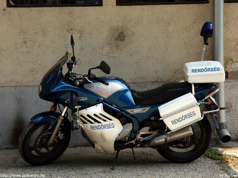 Yamaha XJ 600 S Diversion, fotó: Norbee
Keywords: magyar magyarország rendőr rendőrmotor rendőrség