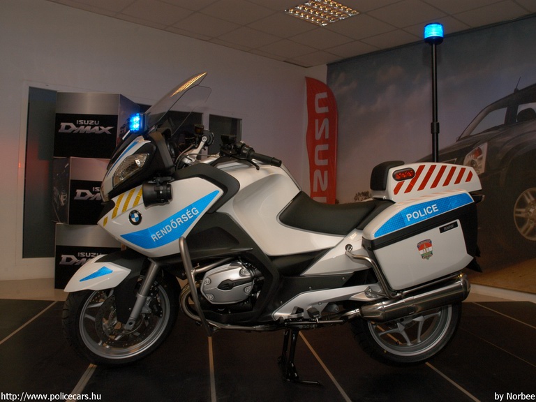 BMW R900RT-P, fotó: Norbee
Keywords: rendőr rendőrmotor rendőrség magyar Magyarország