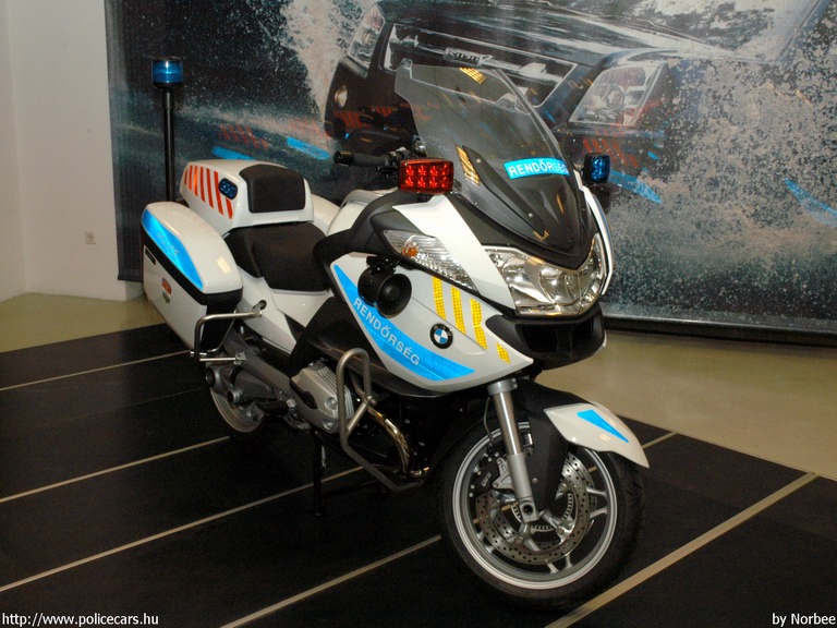 BMW R900RT-P, fotó: Norbee
Keywords: rendőr rendőrmotor rendőrség magyar Magyarország