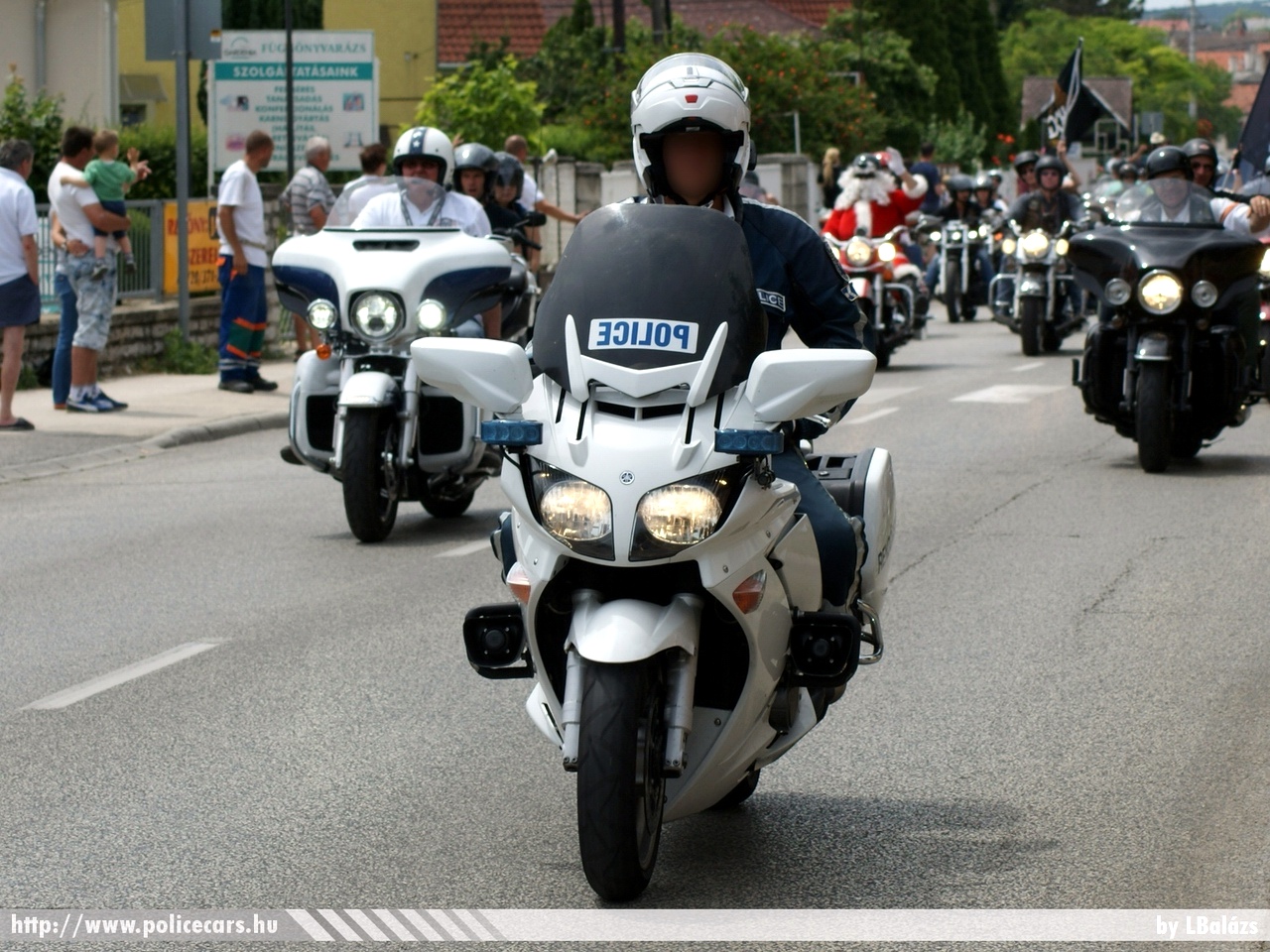Yamaha FJR 1300, fotó: LBalázs
Keywords: motor rendőr rendőrmotor rendőrség magyar Magyarország police Hungary hungarian
