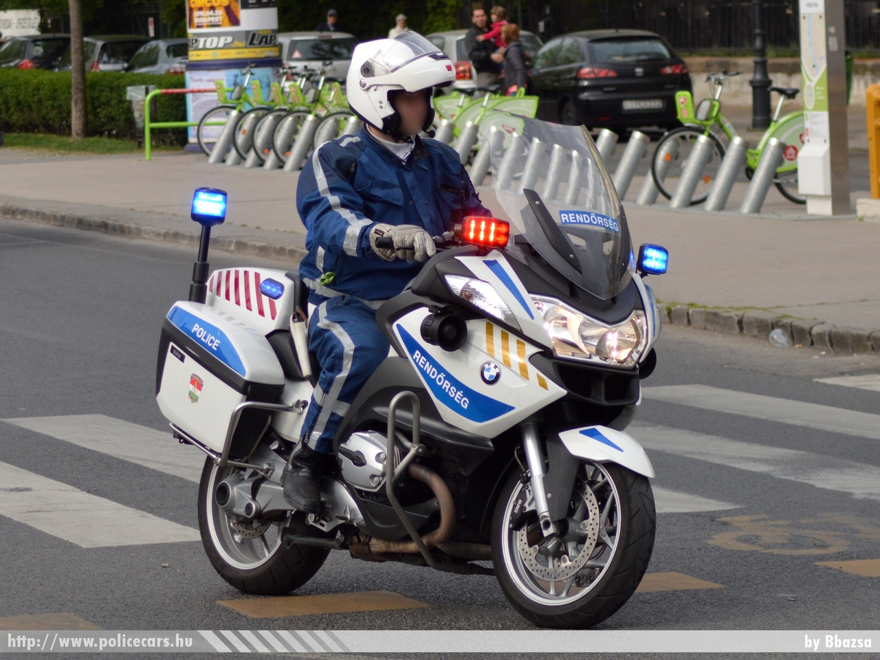 BMW R900RT-P, fotó: Bbazsa
Keywords: motor rendőr rendőrmotor rendőrség magyar Magyarország police Hungary hungarian