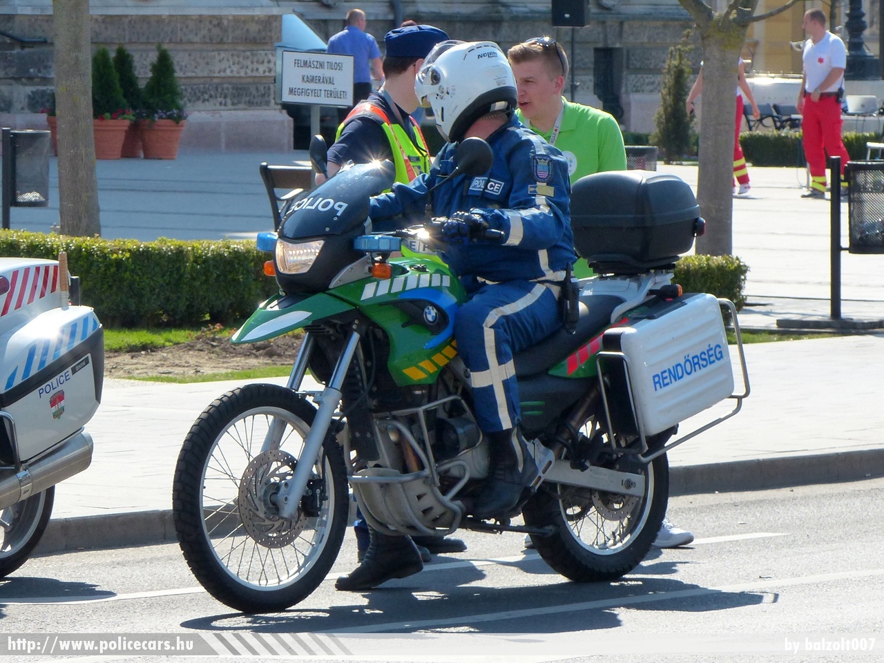 BMW Dakar, fotó: balzoolt007
Keywords: motor rendőr rendőrmotor rendőrség magyar Magyarország police Hungary hungarian