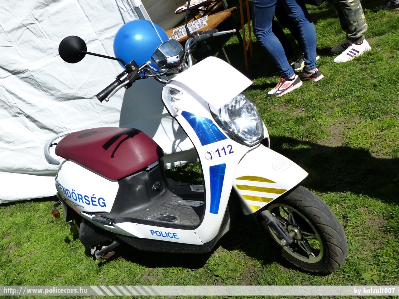 fotó: balzolt007
Keywords: motor rendőr rendőrmotor rendőrség magyar Magyarország police Hungary hungarian policebike policemotorcycle