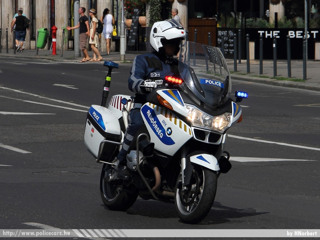 BMW R900RT-P, fotó: HNorbert
Keywords: motor rendőr rendőrmotor rendőrség magyar Magyarország police Hungary hungarian policebike policemotorcycle