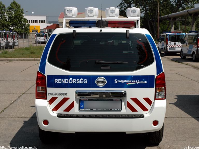 Nissan Pathfinder, fotó: Norbee
Keywords: rendőrség rendőrautó rendőr Hungary hungarian police policecar  magyar Magyarország