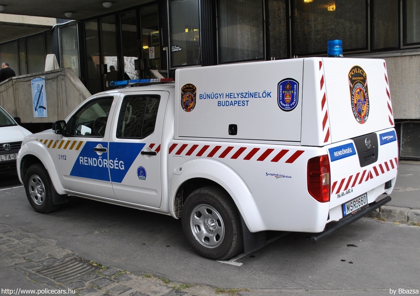 Nissan Navara, fotó: Bbazsa
Keywords: rendőrautó rendőrség rendőr magyar Magyarország MSR-660 Hungary hungarian police policecar 