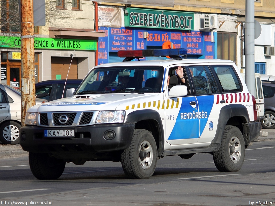Nissan Patrol, fotó: HNorbert
Keywords: rendőr rendőrautó rendőrség magyar Magyarország KAY-083 Hungary hungarian police policecar 
