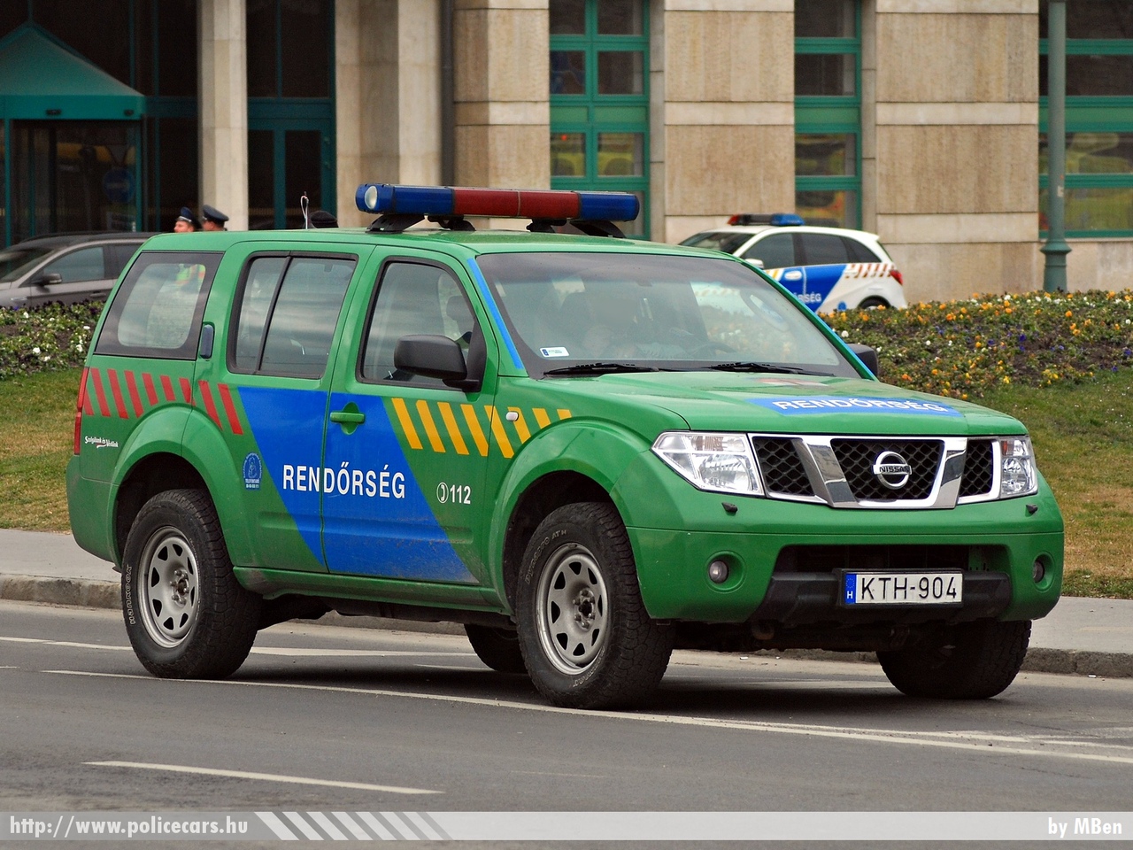 Nissan Pathfinder, fotó: MBen
Keywords: magyar Magyarország rendőr rendőrautó rendőrség Hungary hungarian police policecar KTH-904