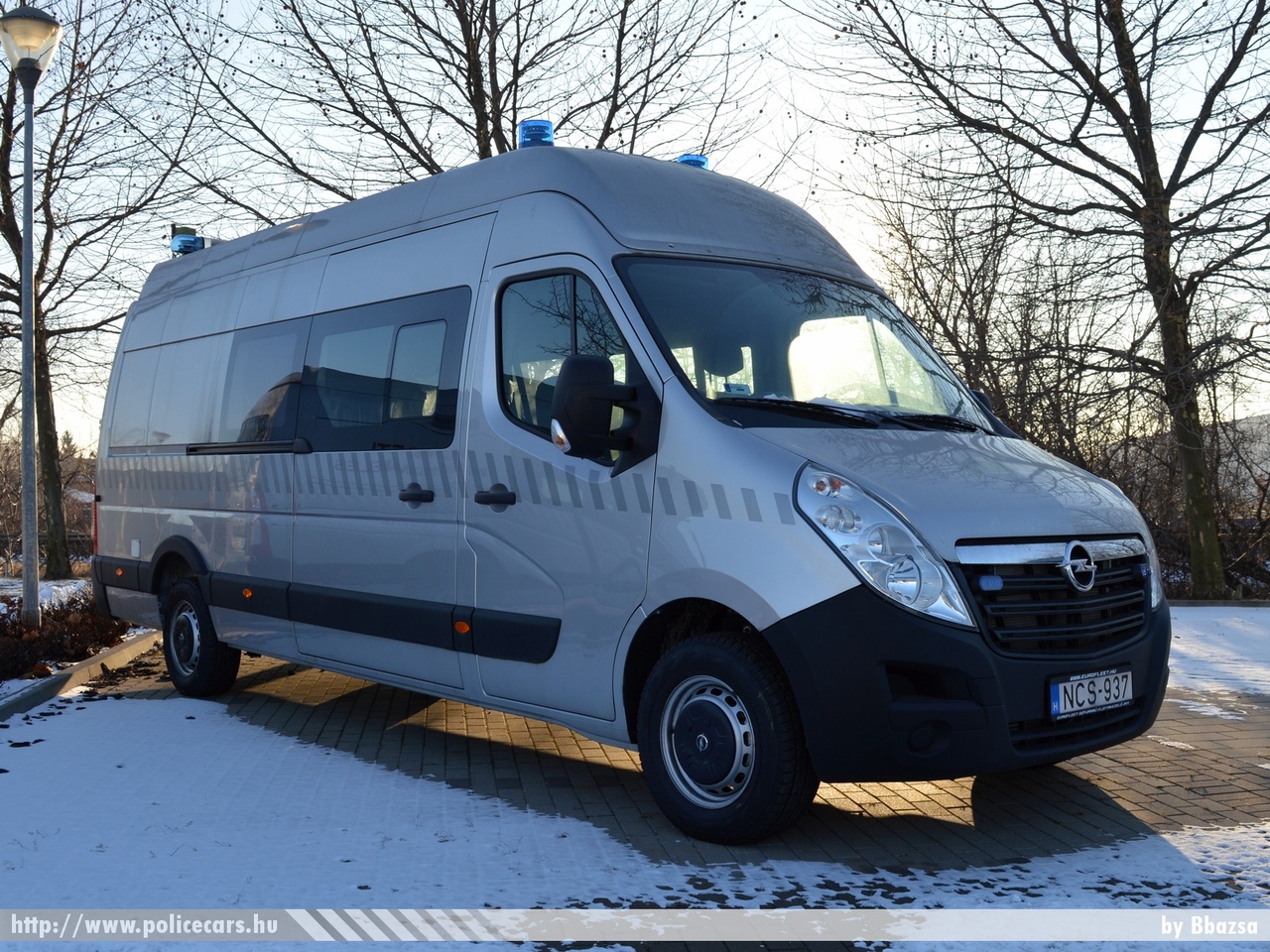 Opel Movano, Nemzeti Közlekedési Hatóság (Nemzeti Fejlesztési Minisztérium), fotó: Bbazsa
Keywords: magyar Magyarország hungarian Hungary NKH NCS-937