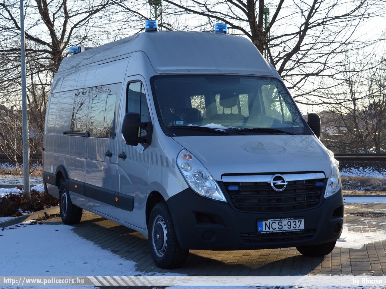 Opel Movano, Nemzeti Közlekedési Hatóság (Nemzeti Fejlesztési Minisztérium), fotó: Bbazsa
Keywords: magyar Magyarország hungarian Hungary NKH NCS-937