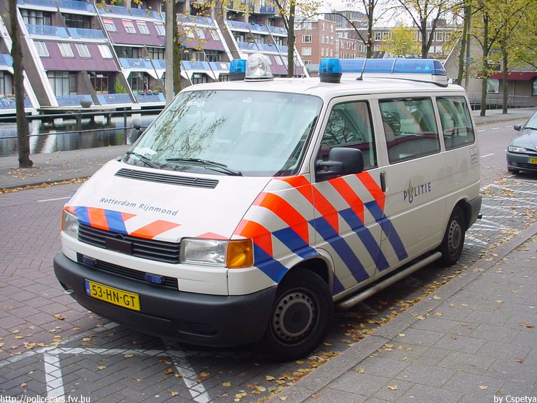 VW Transporter T4, fotó: Cspetya
Keywords: rendőr rendőrautó rendőrség Hollandia holland Politie