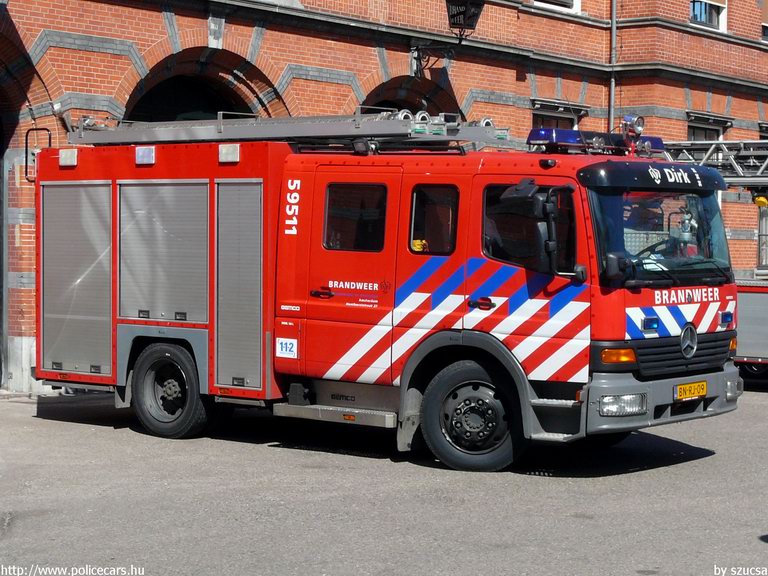 Mercedes-Benz Atego, fotó: szucsa
Keywords: tûzoltó tûzoltóautó tûzoltóság Hollandia holland Brandweer