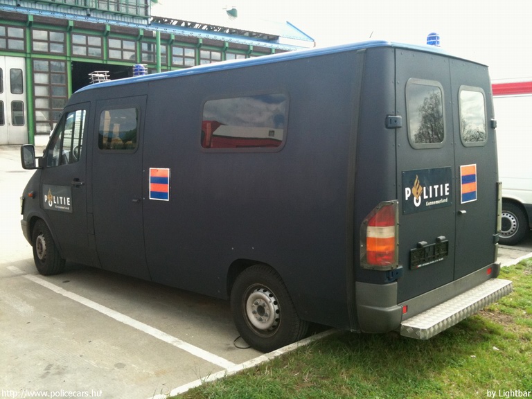 Mercedes-Benz Sprinter 312D, fotó: Lightbar
Keywords: holland Hollandia rendőr rendőrautó rendőrség