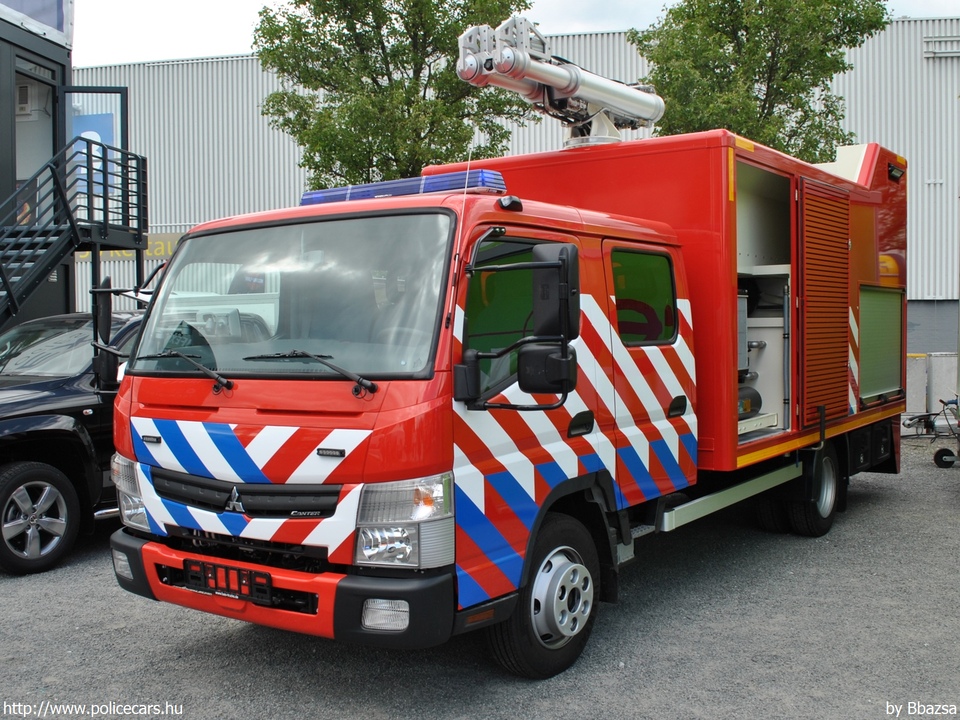 Mitsubishi Canter, fotó: Bbazsa
Keywords: holland Hollandia tûzoltó tûzoltóautó tûzoltóság Netherlands Dutch fire firetruck