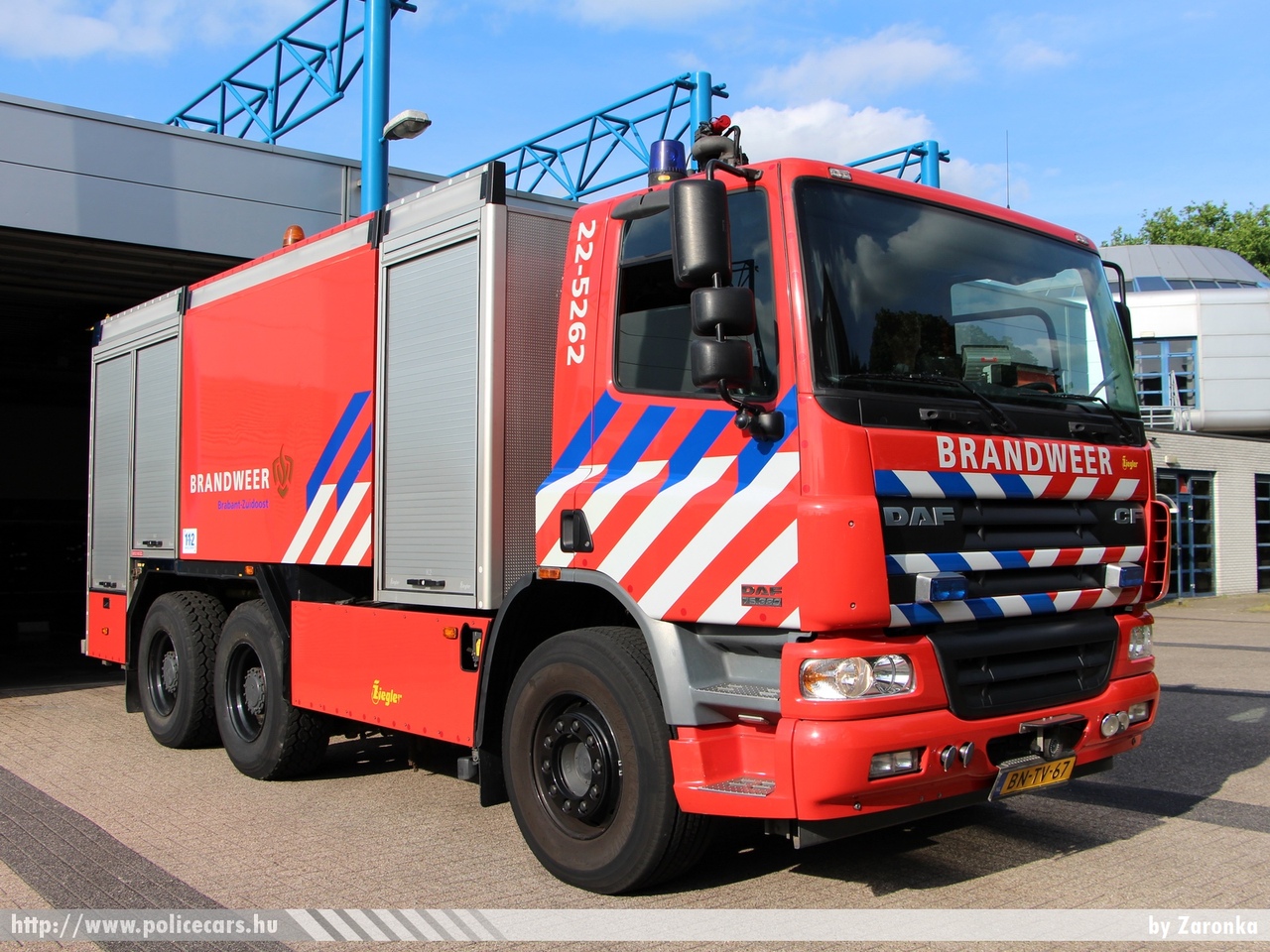 DAF CF Ziegler, fotó: Zaronka
Keywords: holland Hollandia tûzoltó tûzoltóautó tûzoltóság Netherlands Dutch fire firetruck