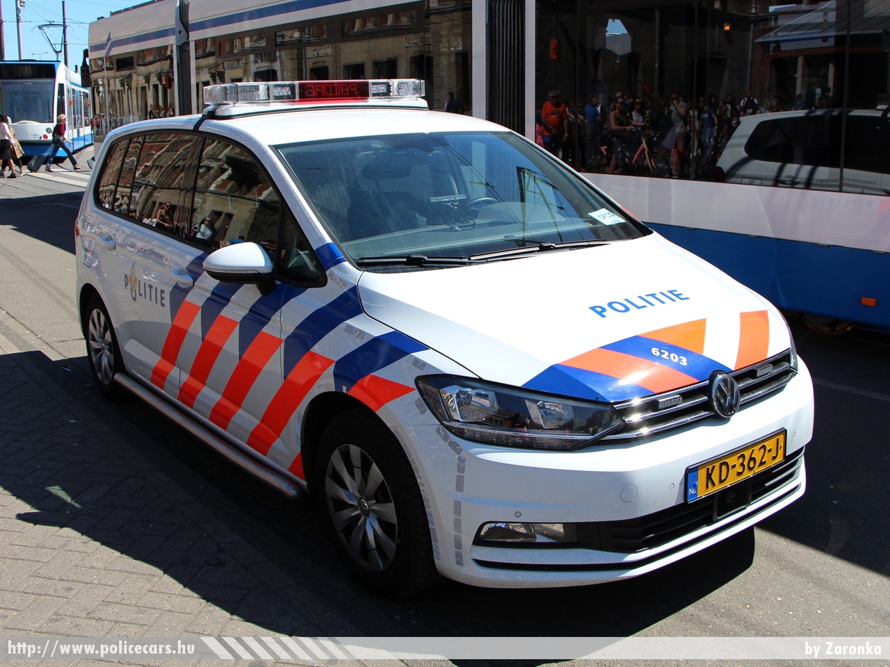Volkswagen Touran, fotó: Zaronka
Keywords: rendőr rendőrautó rendőrség Hollandia holland police policecar Netherlands dutch