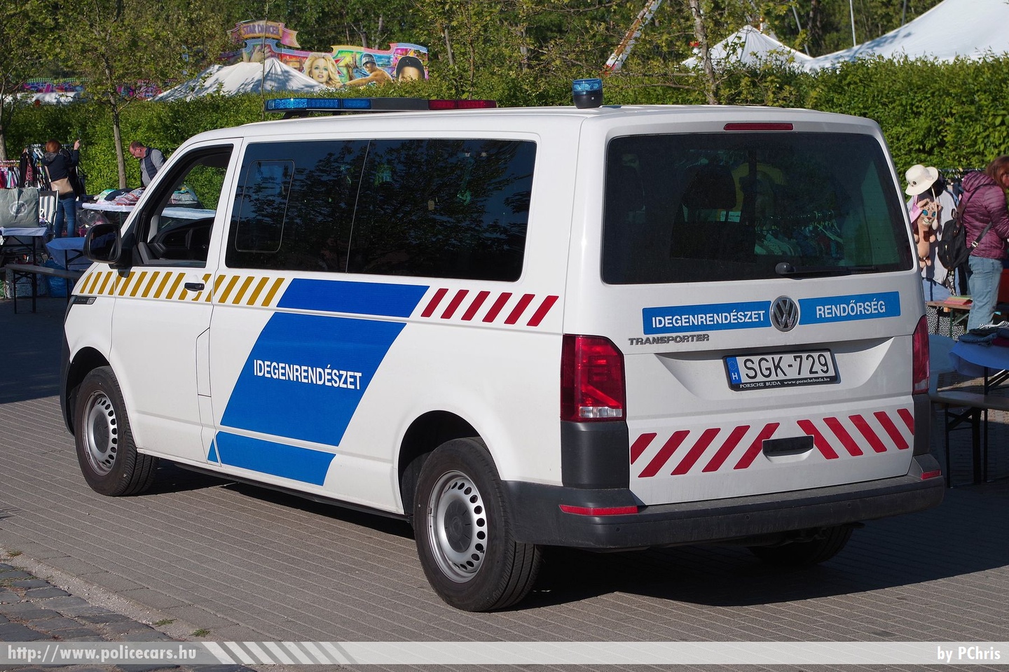 Volkswagen Transporter T6.1, Országos Idegenrendészeti Fõigazgatóság, fotó: PChris
Keywords: magyar Magyarország rendőr rendőrautó rendőrség Hungary hungarian police policecar oif idegenrendészet SGK-729